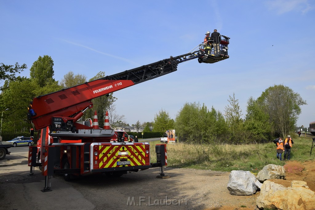 Schwerer VU LKW Zug Bergheim Kenten Koelnerstr P307.JPG - Miklos Laubert